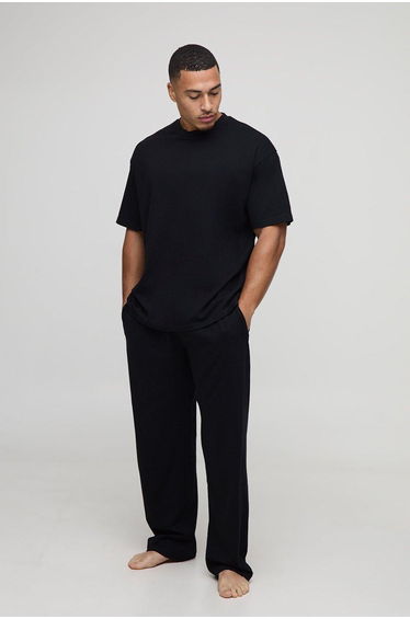 MAN Loungewear T-Shirt And Jogger Set - black