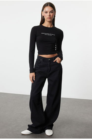 Black Knitted Top