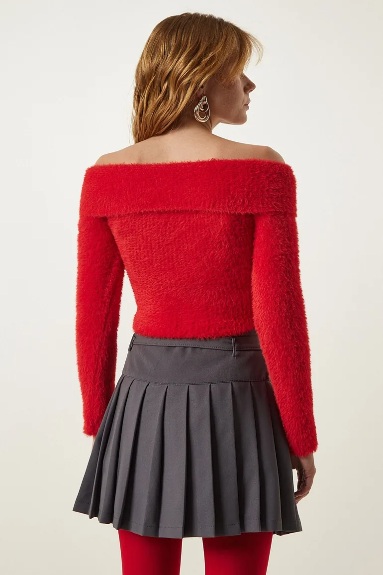 Pomegranate Blossom Cross Neck Bearded Crop Knitwear Sweater - 5
