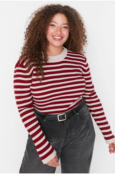 Plus Size Sweater - Burgundy - Regular fit