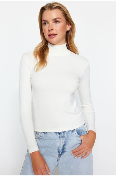 Premium Soft Fabric Ecru Turtleneck Fitted/Slip-On Knitted Blouse