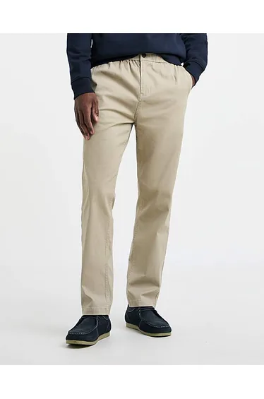 بنطلون تشينو بخصر إيلاستيك بقصة مستقيمة