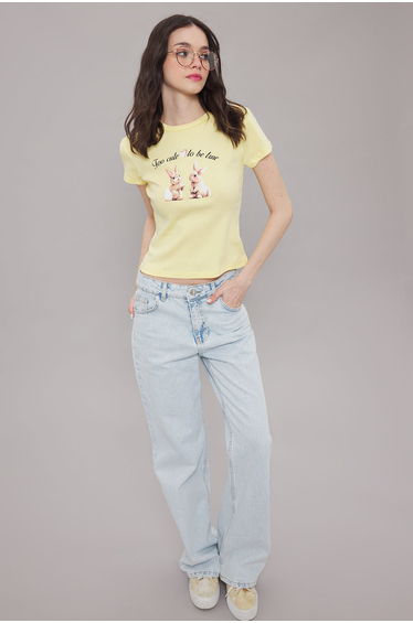 Light Yellow Rabbit Printed Fitted/Fits Body Knitted T-Shirt