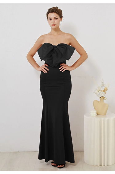 Bowknot Strapless Mermaid Gown in Black
