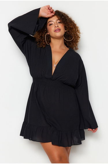 Plus Size Dress - Black - Skater