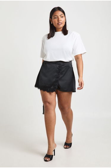 Plus Lace Trim Skort - black