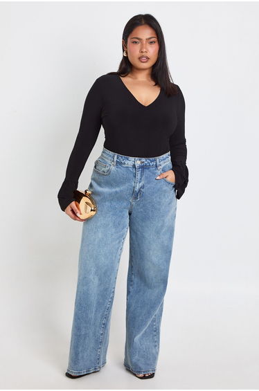 Plus Ruffle Cuff Long Sleeve Bodysuit - black