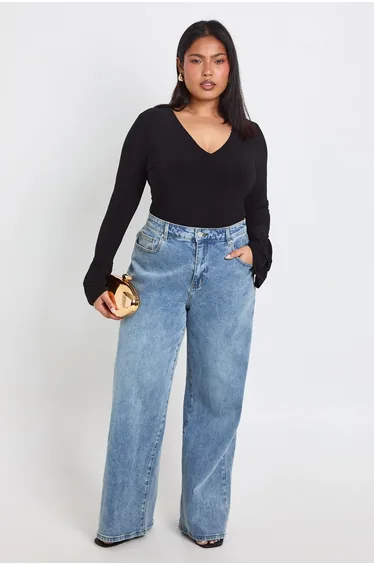 Plus Ruffle Cuff Long Sleeve Bodysuit - black