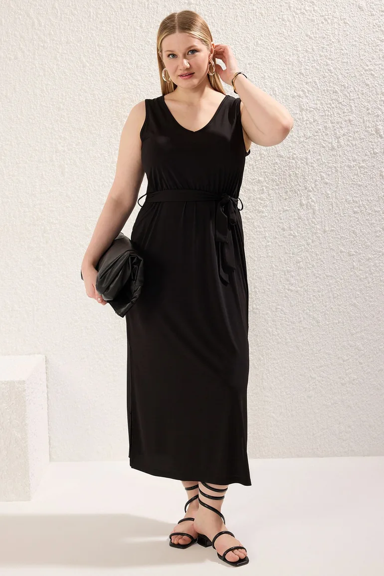 Black Tie Detail Midi V Neck Stretchy Knit Dress Trendyol Curve Black :  Dresses : VogaCloset Bahrain