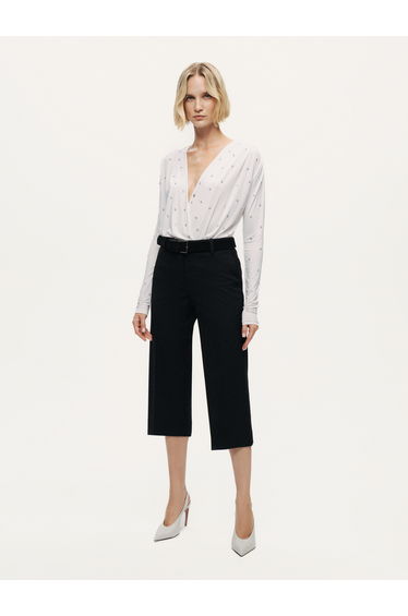 Embellished V-Neck Long-Sleeve Bodysuit