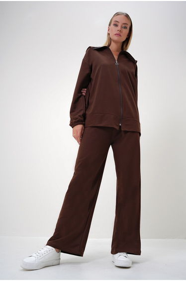 Women's Brown Polo Collar Zippered Jacket and Trousers Set