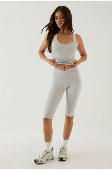 DSGN Studio Sculpt Wrap Waist Capri Legging - ash grey