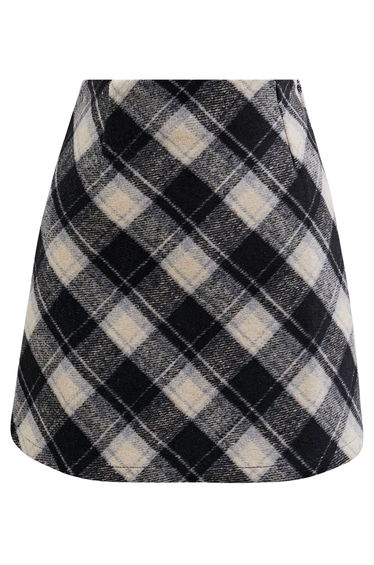 Iconic Plaid Pattern Mini Bud Skirt in Black