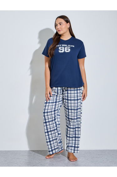 Plus Size Graphic Print T-Shirt and Checked Pyjama Set