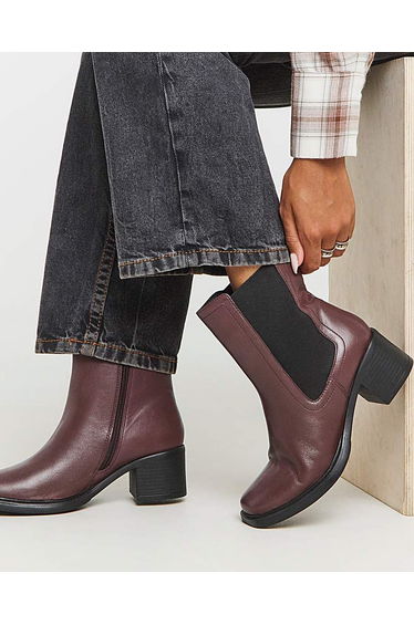 Block Heel Chelsea Boot Wide