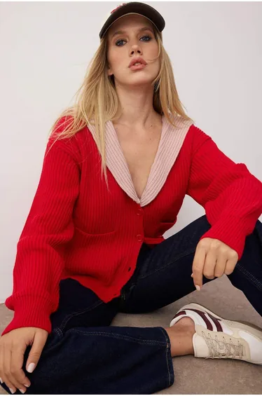 Red Color Block Turn-down Collar Detailed Soft Texture Knitwear Cardigan