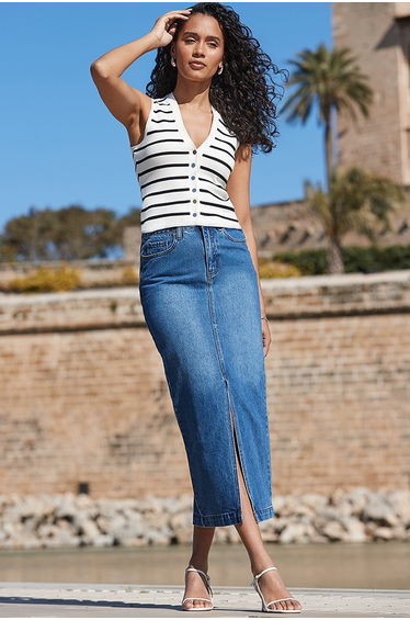 Ivory & Black Stripe Knitted Waistcoat