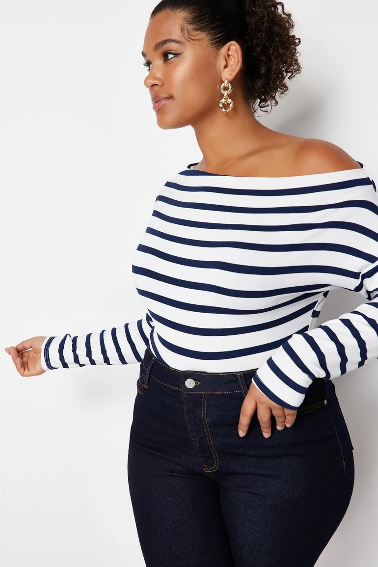 Navy Blue Boat Neck Striped Soft Fabric Knitted Blouse - 4