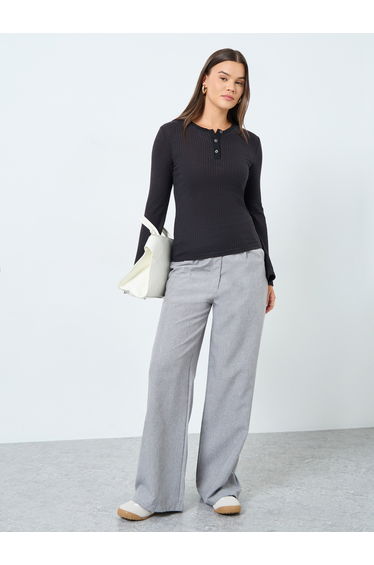 Black Textured Knit Henley Neck Fitted T-Shirt