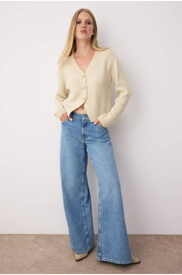 Stone Shawl Detailed Soft Texture Wide Pattern Knitwear Cardigan