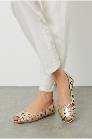 Wide Fit Prim Peep Toe Ballet Flats