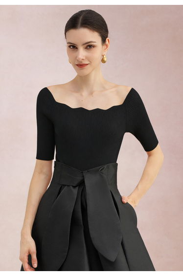 Scalloped Neckline Elbow Sleeves Knit Top in Black for Daytime Occasion & Brunch Outings