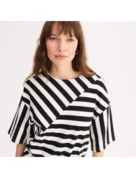 Striped Shift  Dress with Short Sleeves - 2