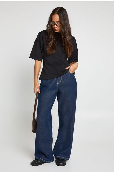 Interlock Boxy Tucked Waist Detail T-Shirt - black