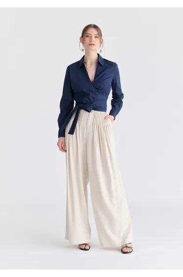 Front Pleats Detail Wide Leg Trousers