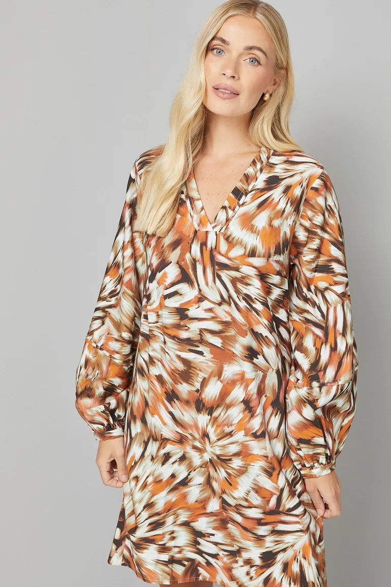 Petite Viscose Seam Detail Collarless Shift Dress - 3