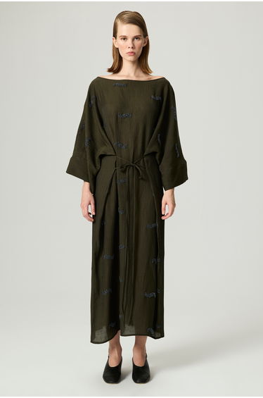 Embroidered Boat-Neck Kimono Dress
