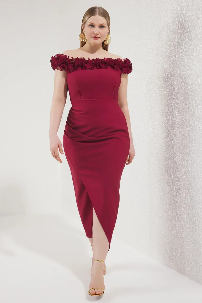 red frilly dress Florencia Two-Piece Ruffle Maxi Dressereal 100% Polyester SIZING Burgundy Madonna Collar Frilly Slit