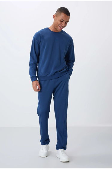 TOMMY Men's Cotton-Polyester Fleece Sweatshirt And Pants Set