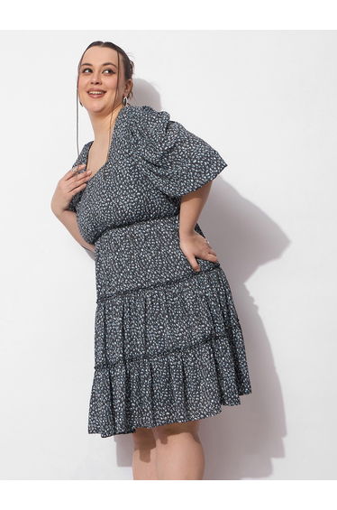 Plus Size Printed Tired Knee-Length Dress