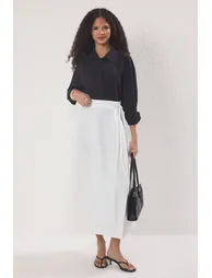 White Pleated Detailed Unlined Woven Skirt