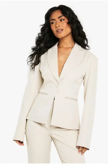 بليزر بأكتاف مبطنة - بيج