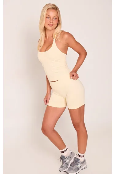Buttercream Seamless Scrunch Bum Gym Shorts