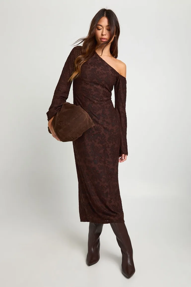 فستان بوهو بني ميداكسي بقصة مستقيمة بأكمام طويلة بطبعة أزهار - 2