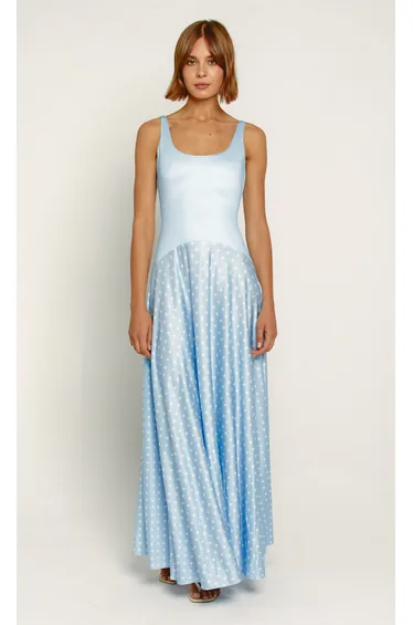 فستان ماكسي بطبعة منقطة