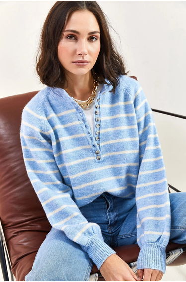 LUCCI Buttoned Collar Knitwear Sweater