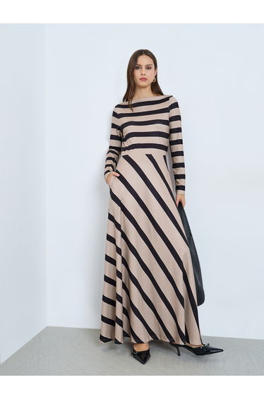 Thick Striped Fitted Waist Long Sleeve Maxi Dress