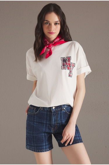 Ecru 100% Cotton Plaid Slogan Printed Oversize/Wide Cut Knitted T-Shirt