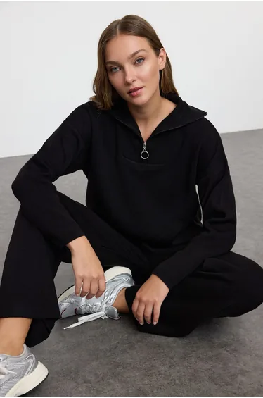 Black Wide Pattern Zippered Knitwear Top-Bottom Set