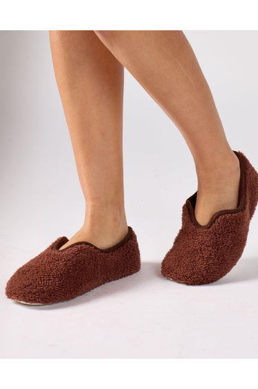 Mocha fluffy slippers