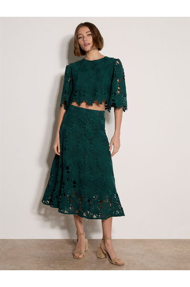 Guipure Lace Daisy Crop Top