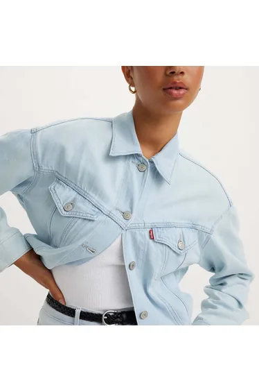 Women's Levis Lightweight Trucker Jacket in Blue