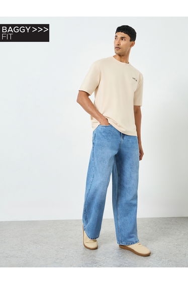 Men Baggy Jeans with Applique Pocket Detail