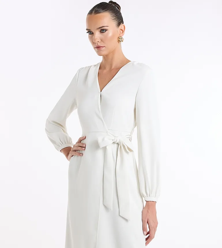 bcbg white long sleeve dress NWT BCBG MAXAZRIA Long Sleeve Lace Short Dress Off White size 0