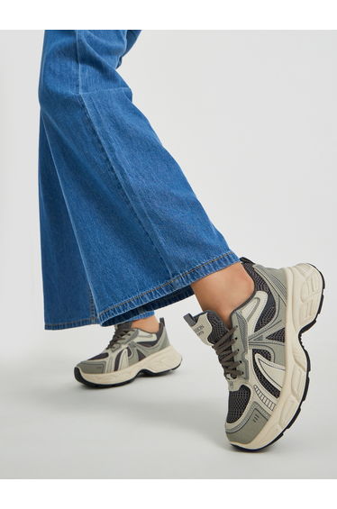 Color Block Lace-Up Chunky Sneakers with Back Pull Tab