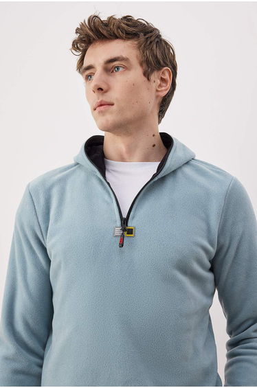 Mint slim/dar cut polar zippered hooded sweatshirt